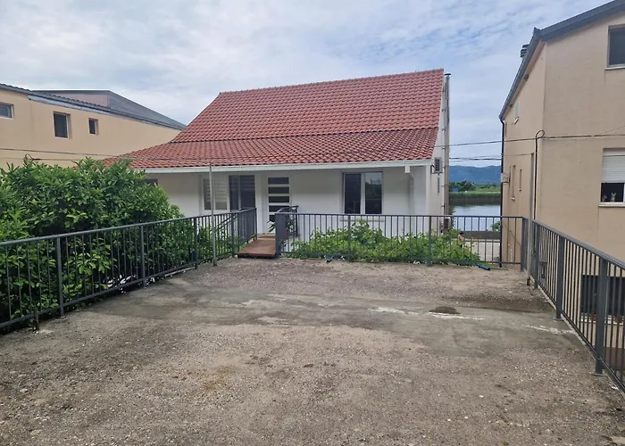 Διαμέρισμα Anka *